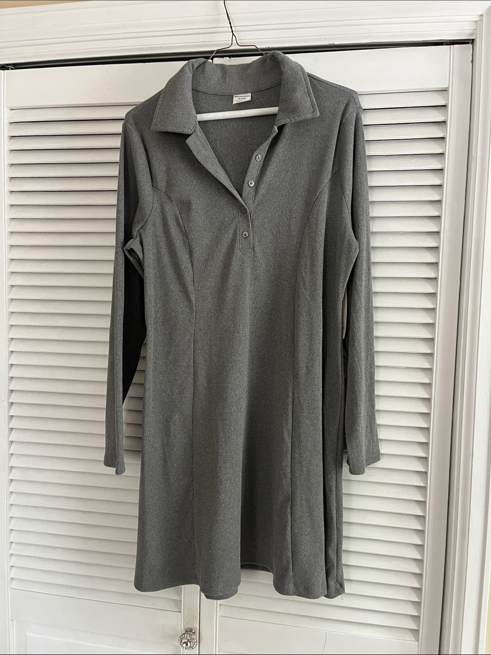 NWT Women's Gray Long-Sleeve Polo dress